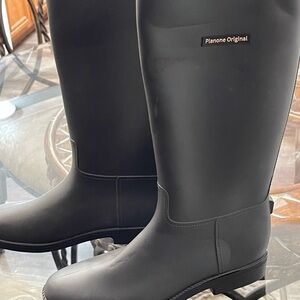 Tall Black Planone Original women’s rain boots size 6